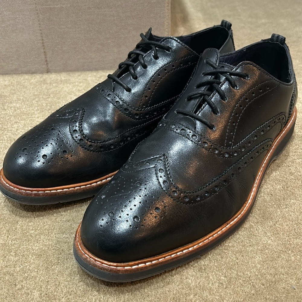 Cole Haan Black Leather Wingtip Oxfords with Brown Trim